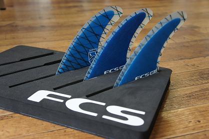 FCS JW サーフボードフィン M トライ タイムセール　1 FCS JW-1 Tri Fin Set | Moment Surf Company